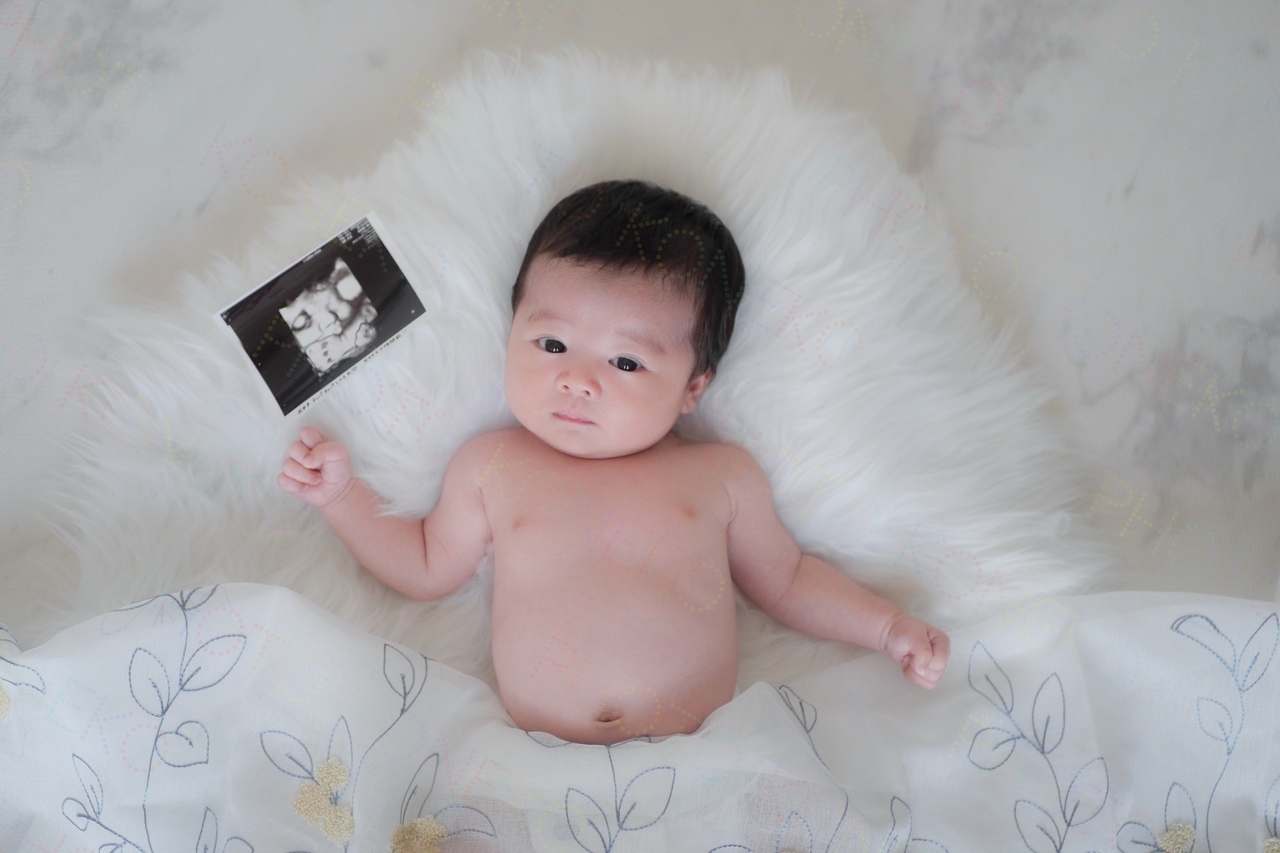 シンプルでナチュラルなニューボーンフォト｜港区・東京23区で出張撮影